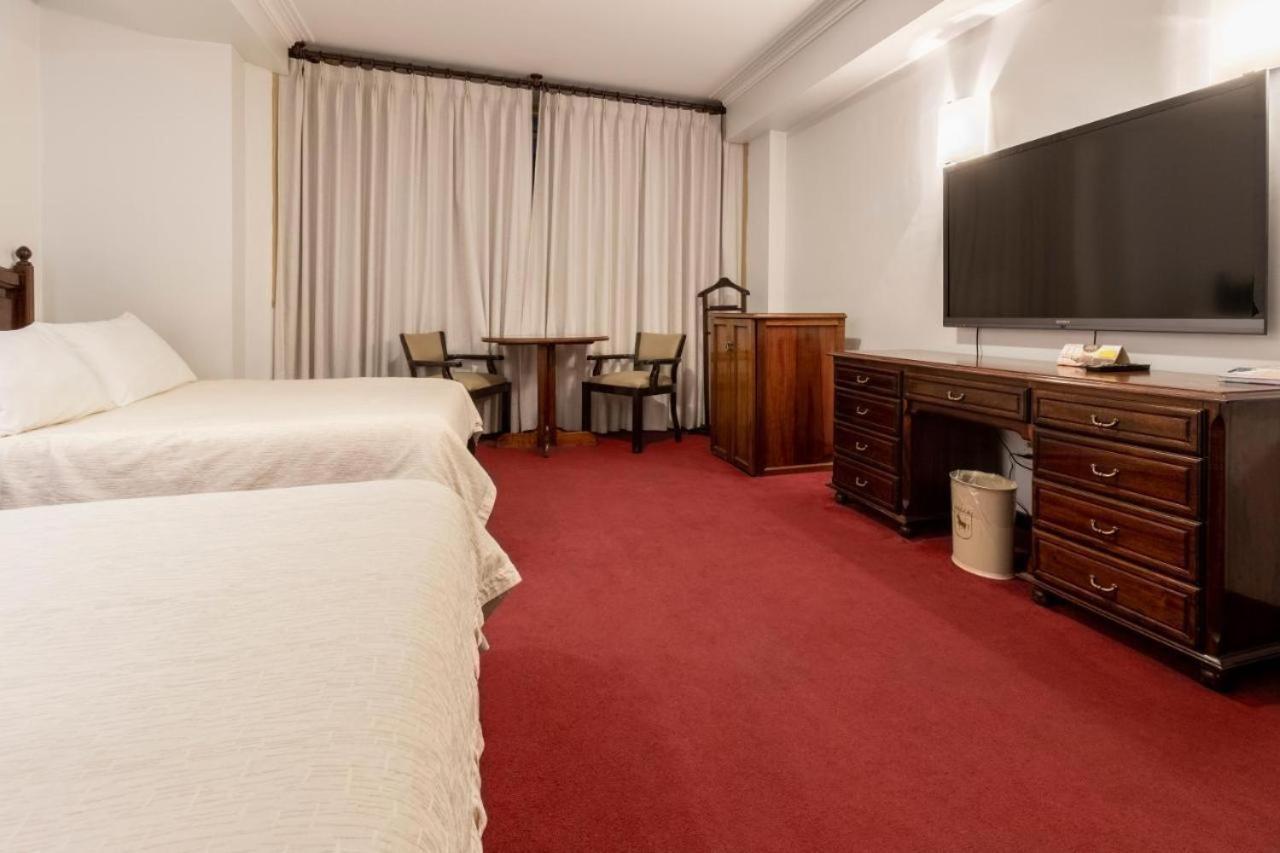 Hotel Saro, Mexico City